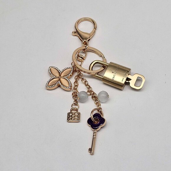 Authentic Louis Vuitton Lock & Key with unbranded Bagcharm, Keycharm, Keychain - Picture 1 of 6